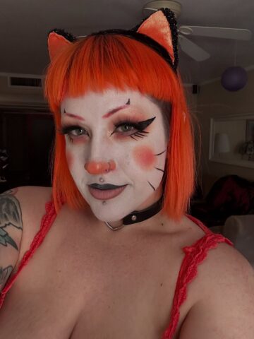 22 Clown Hairstyles That Are Fun, Colorful, and Full of Personality