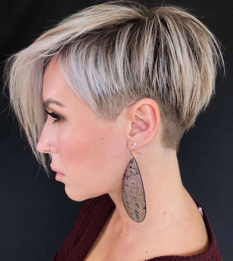 short-hairstyles-for-women-over-40