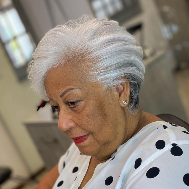 Short Hairstyles for Older Women